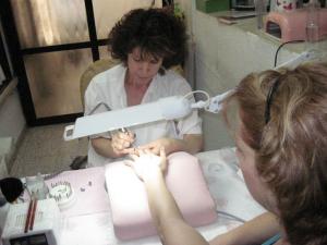 GALINA - NAIL STUDIO. Уважаемая клиентка! Буду рада познакомиться с Вами лично,а сейчас вас ожидает сюрприз, за то что вы посетили мою страничку.Хотите узнать, что за сюрприз? Жду вашего звонка по тел