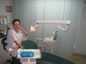 стоматолог с большим стажем работы в Израиле