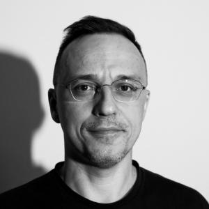 Обслуживание серверов, сетей, рабочих станций.