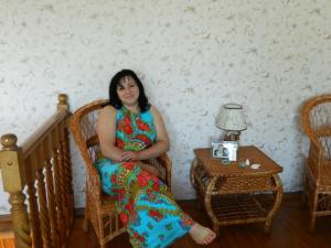 Лариса Васильевна - Специалист по снятию всех видов порчи, проклятия, одиночества и прочих бед... ставит защиту от всякого негатива и прочих бед... предсказывает судьбу.
